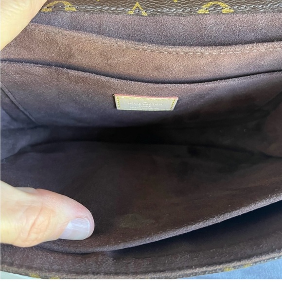 Authentic Louis Vuitton Pochette Métis - Picture 2 of 15